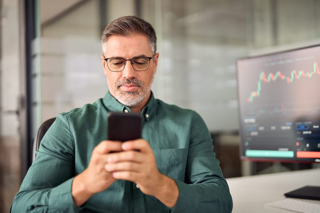 Why You Should Choose a Local Website Developer Over a Big One